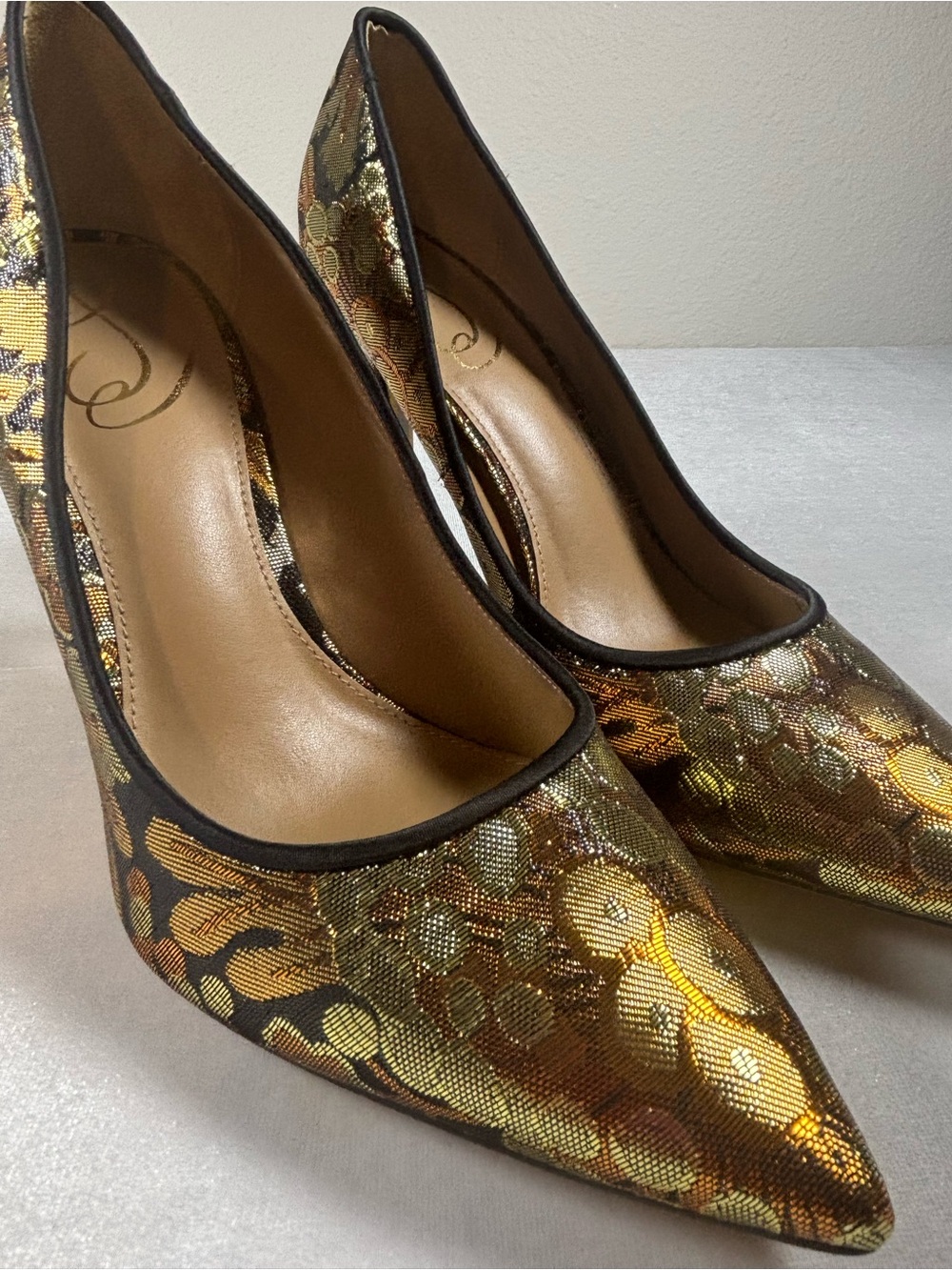 Sam Edelman Metallic Gold Bronze Jacquard Pointed Toe Pumps Heels Size 8.5